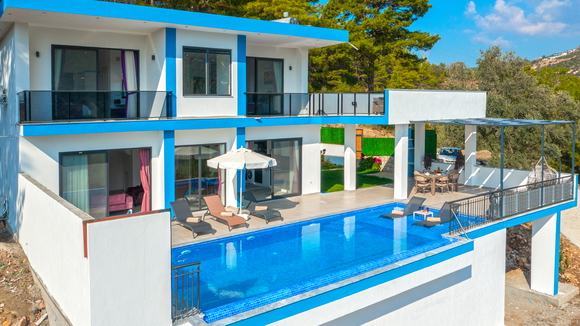 Villa Marble 2