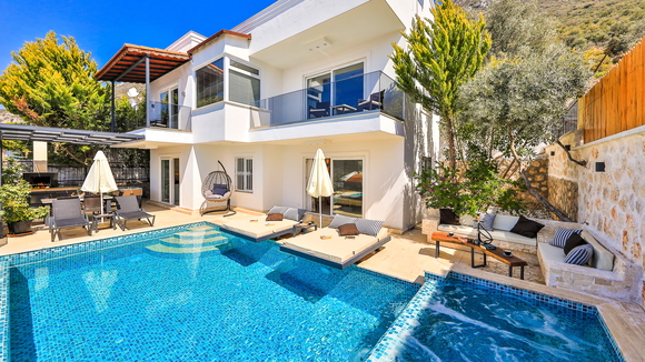 Villa Ali's Dream