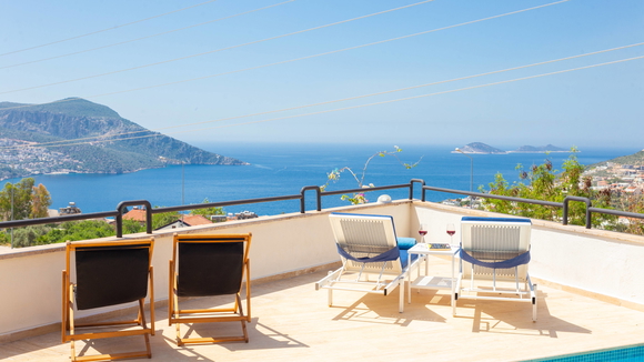 Villa Ela Kızıl