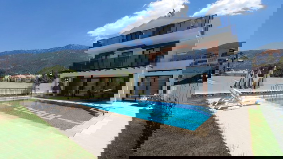 Villa Nes 2