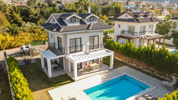 Villa Era 2