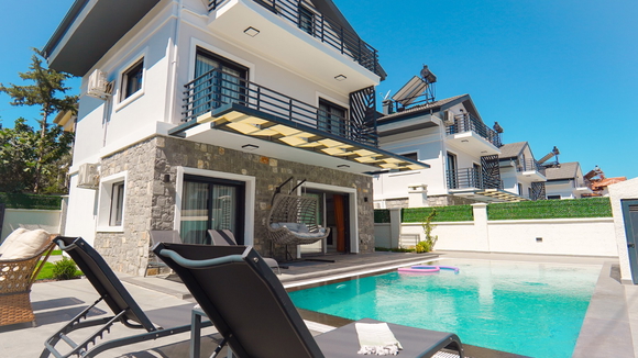 Villa Diana Duo