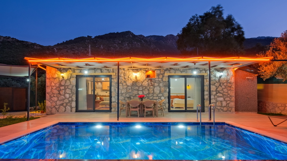 Villa Ay Taşı