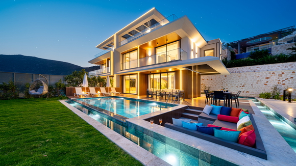 Villa Aura A