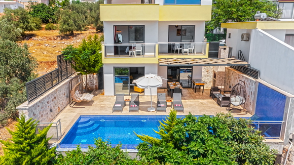 Villa Nazlı