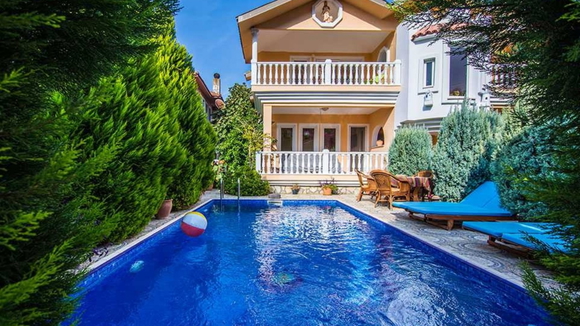 Villa Dalyan Palace