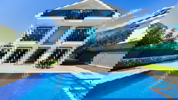 Villa Tekeli 1