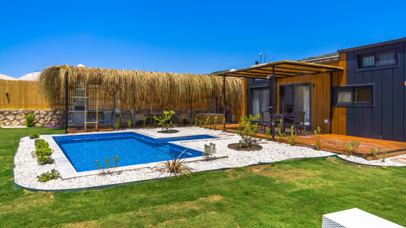 Villa Garden